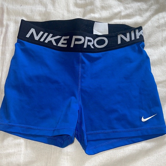 Nike Pants - Nike pros